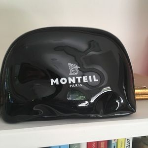 2/$15 EUC Monteil Paris Cosmetics Bag - Black